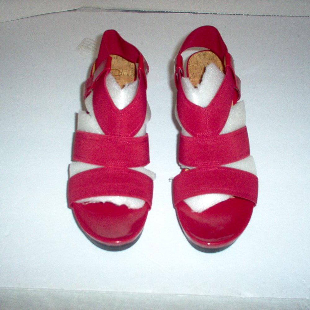 CHAPS RAINA SANDALS, WOMEN RED, SIZE 9.5